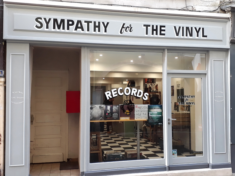 sympathy_for_the_vinyl_02
